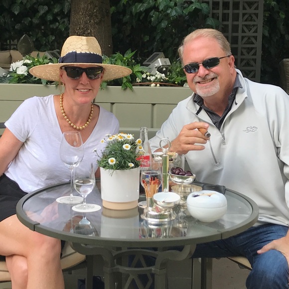 Meet your Posher, Cindy - Picture 1 of 1